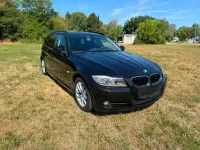 Gebraucht BMW 320 184 PS (135 kW) 2012 Schwarz Kombi