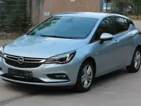 Gebraucht Opel Astra Active 105 PS (77 kW) 2016 Silber Limousine