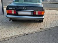Gebraucht Mercedes E500 240 PS (176 kW) 1981 Schwarz Limousine