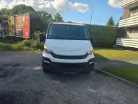 Gebraucht Iveco Daily 116 PS (85 kW) 2017 Weiß Limousine