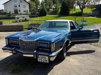 Second-hand Ford Thunderbird 150 CP (110 kW) 1977 Albastru Berlinǎ