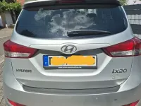 Gebraucht Hyundai ix20 Edition 90 PS (66 kW) 2012 Silber Kleinwagen