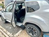 Gebraucht Dacia Duster Black Shadow 125 PS (91 kW) 2017 Silber SUV