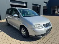 Gebraucht VW Touran Trendline 102 PS (75 kW) 2004 Reflexsilber Van / Kleinbus