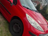 Gebraucht Peugeot 207 73 PS (53 kW) 2008 Rot Coupé