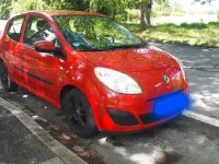 Gebraucht Renault Twingo 58 PS (42 kW) 2011 Rot Kleinwagen