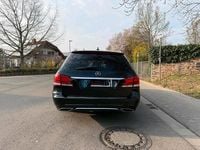 Gebraucht Mercedes E220 170 PS (125 kW) 2013 Schwarz Kombi