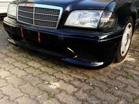 Gebraucht Mercedes C180 122 PS (89 kW) 1993 Schwarz Limousine