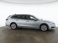 Gebraucht Skoda Superb 150 PS (110 kW) 2025 Silber Kombi