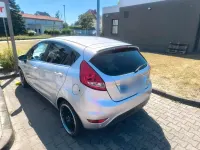 Gebraucht Ford Fiesta Titanium 96 PS (70 kW) 2012 Silber Kleinwagen
