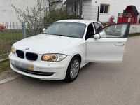 Gebraucht BMW 120 170 PS (125 kW) 2008 Weiß Kleinwagen