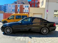 Gebraucht Mercedes E280 Avantgarde 177 PS (130 kW) 2004 Schwarz Limousine