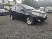 Gebraucht Mazda 2 Active 84 PS (61 kW) 2011 Brillantschwarz Kleinwagen