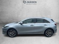 Neu Kia Ceed 140 PS (102 kW) 2025 Silber Kleinwagen
