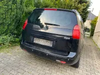 Gebraucht Peugeot 5008 Allure 150 PS (110 kW) 2014 Schwarz Van / Kleinbus