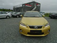 Second-hand Lexus CT200h 99 CP (72 kW) 2011 Galben Berlinǎ