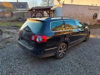 Gebraucht VW Passat Comfortline 140 PS (102 kW) 2010 Schwarz Kombi