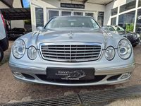 Gebraucht Mercedes E200 Elegance 163 PS (119 kW) 2004 Brilliantsilbermet. Limousine
