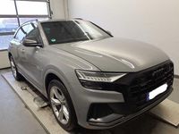 Gebraucht Audi Q8 S-Line 286 PS (210 kW) 2022 Nardograu SUV