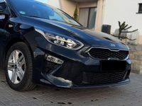 Second-hand Kia Ceed 140 CP (102 kW) 2019 Negru Hatchback