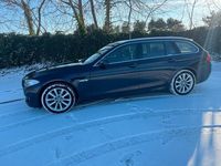 Gebraucht BMW 525 218 PS (160 kW) 2011 Blau Cabrio