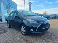 Gebraucht Toyota Yaris Hybrid 101 PS (74 kW) 2015 Schwarz Kleinwagen
