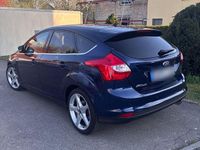 Używany Ford Focus Titanium 182 KM (133 kW) 2011 Niebieski Sedan/Limuzyna
