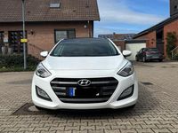 Gebraucht Hyundai i30 2016 Weiß Kombi