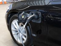 Gebraucht BMW 320 Sport Line 163 PS (119 kW) 2022 Schwarz Limousine