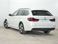 Gebraucht BMW 520 190 PS (139 kW) 2022 Mineralweiss met. Kombi