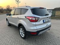 Gebraucht Ford Kuga Titanium 150 PS (110 kW) 2017 Silber SUV