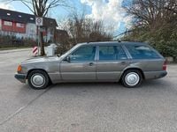 Second-hand Mercedes E250 94 CP (69 kW) 1993 Gri Break