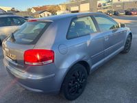 Gebraucht Audi A3 Attraction 140 PS (102 kW) 2005 Grau Kleinwagen