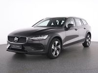 Gebraucht Volvo V60 CC Plus 197 PS (144 kW) 2024 Grau Kombi