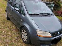 Gebraucht Fiat Idea 90 PS (66 kW) 2004 Silber Van / Kleinbus
