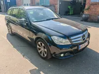 Gebraucht Mercedes C180 Elegance 120 PS (88 kW) 2012 Limousine