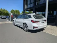 Gebraucht BMW 320 Sport Line 190 PS (139 kW) 2023 Weiß Kombi