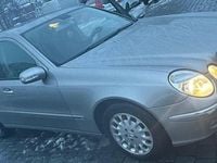 Gebraucht Mercedes E350 272 PS (200 kW) 2005 Gold Limousine