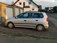 Gebraucht Mitsubishi Space Star 111 PS (81 kW) 2003 Silber Van / Kleinbus