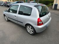 gebraucht Renault Clio Campus 1.2 16V Campus TÜV 6/25 55KW Silber