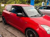 Gebraucht Suzuki Swift 92 PS (67 kW) 2005 Rot Kleinwagen