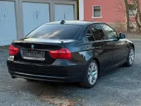Gebraucht BMW 318 143 PS (105 kW) 2011 Schwarz Limousine