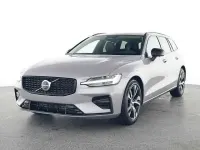 Gebraucht Volvo V60 145 PS (106 kW) 2025 Kombi