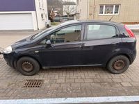 Gebraucht Fiat Punto 70 PS (51 kW) 2011 Blau Kleinwagen