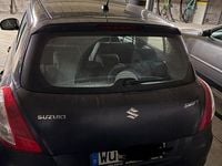 Gebraucht Suzuki Swift Comfort 94 PS (69 kW) 2015 Schwarz Kleinwagen