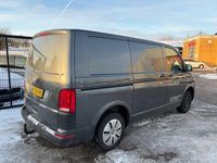 Gebraucht VW Transporter 150 PS (110 kW) 2021 Grau Van