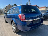 Gebraucht Opel Astra Edition 116 PS (85 kW) 2010 Blau Kleinwagen