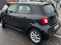 Gebraucht Smart ForFour 71 PS (52 kW) 2016 Schwarz Kleinwagen