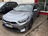 Gebraucht Kia Ceed 160 PS (117 kW) 2022 Silber Kleinwagen