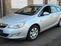 Gebraucht Opel Astra 125 PS (91 kW) 2011 Silber Kombi